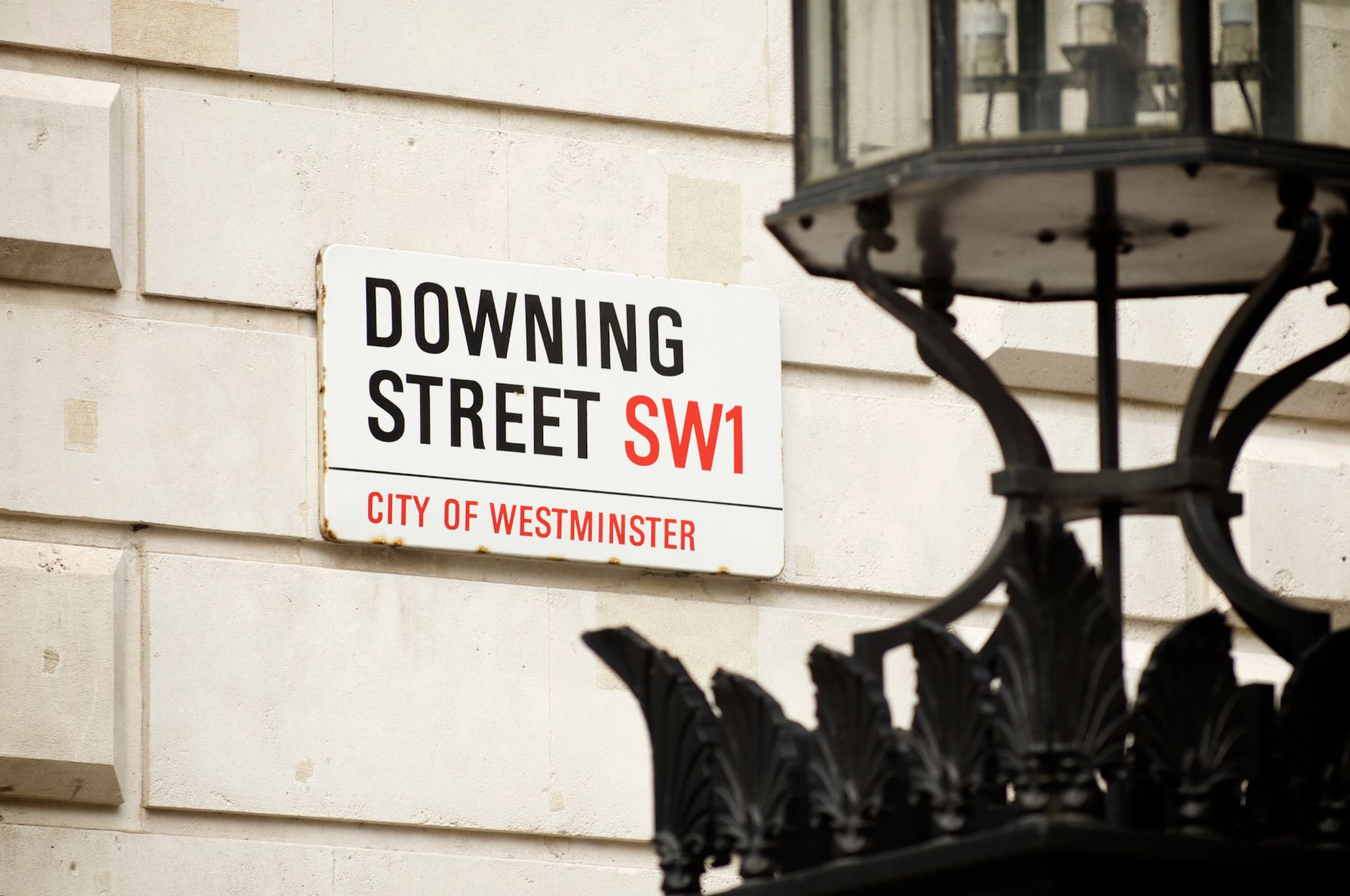 Downing Street medium