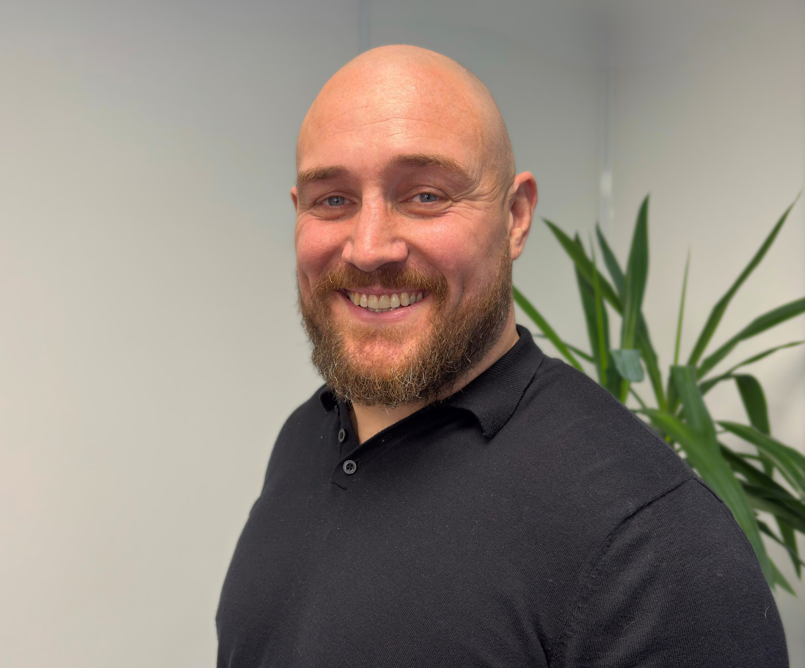 Gil Headshot Post landscape