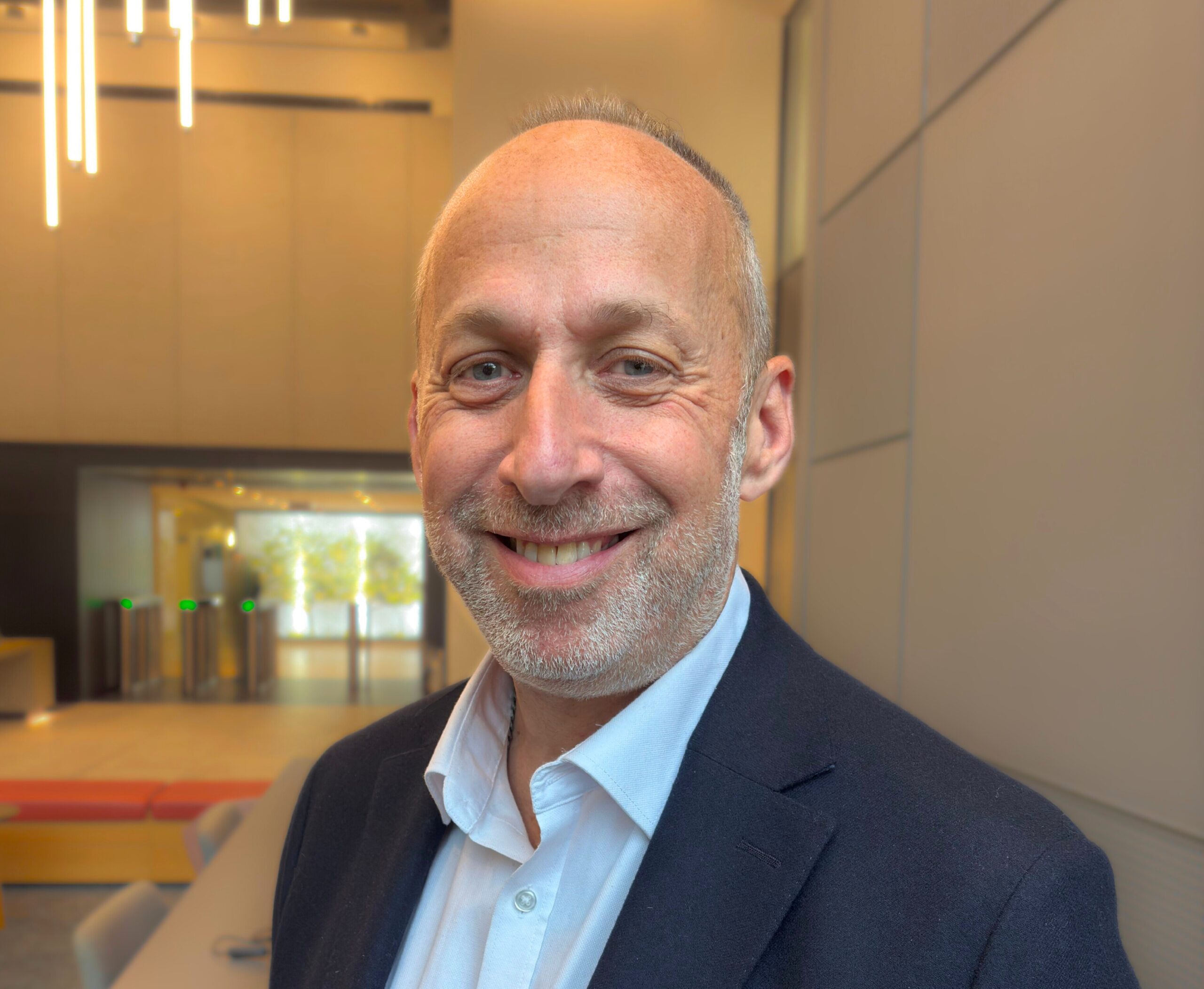 Julian Cassen Headshot 2 Post land